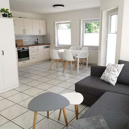 Familienfreundliche Ferienwohnung Mit Wohlfuehlbalkon Und Kostenlosem Parkplatz Nahe Messe Und Bodensee Мекенбойрен Екстер'єр фото