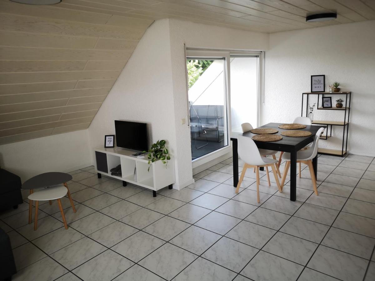 Familienfreundliche Ferienwohnung Mit Wohlfuehlbalkon Und Kostenlosem Parkplatz Nahe Messe Und Bodensee Мекенбойрен Екстер'єр фото