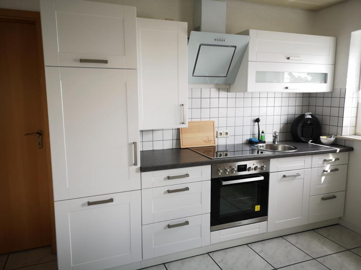 Familienfreundliche Ferienwohnung Mit Wohlfuehlbalkon Und Kostenlosem Parkplatz Nahe Messe Und Bodensee Мекенбойрен Екстер'єр фото